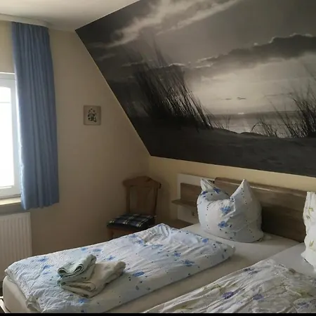 Гостевой дом Haus Seemannstreu Йюст