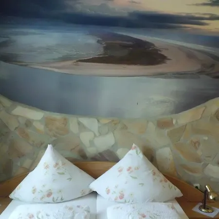 Гостевой дом Haus Seemannstreu Йюст