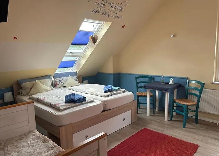 Haus Seemannstreu Гостевой дом